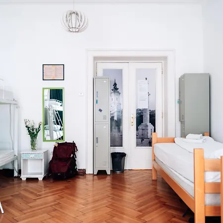 Beogradjanka Hostal Belgrado