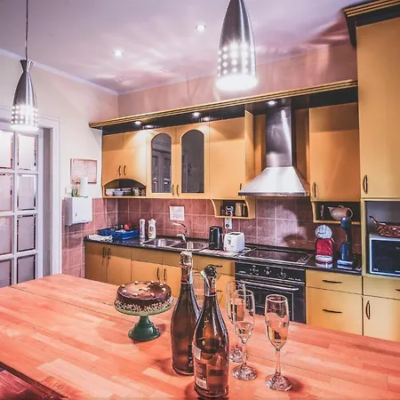 Hostal Beogradjanka *