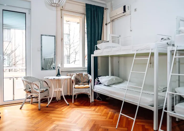 比昂咖人啊扎卡旅馆 旅馆 贝尔格莱德